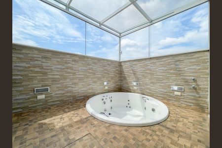 Apartamento à venda com 120m², 3 quartos e 2 vagasTerraço - Jacuzzi