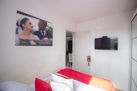 Quarto 2 de apartamento à venda com 2 quartos, 45m² em Parque Maracana, Contagem