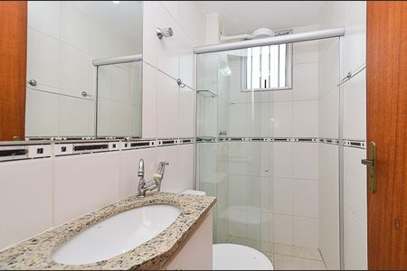 Apartamento à venda com 78m², 3 quartos e 2 vagasBanheiro Social
