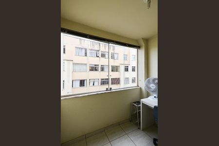 Apartamento à venda com 78m², 3 quartos e 2 vagasVaranda Sala