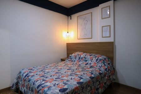 Suíte de apartamento à venda com 1 quarto, 79m² em Santo Antônio, Belo Horizonte