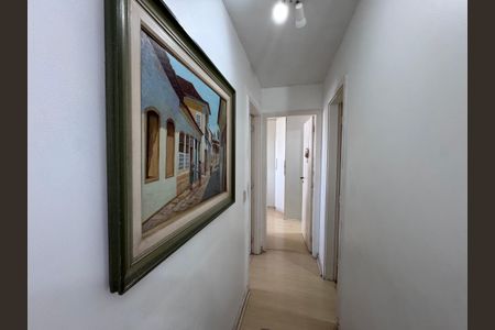 Apartamento à venda com 65m², 2 quartos e 1 vagaCorredor