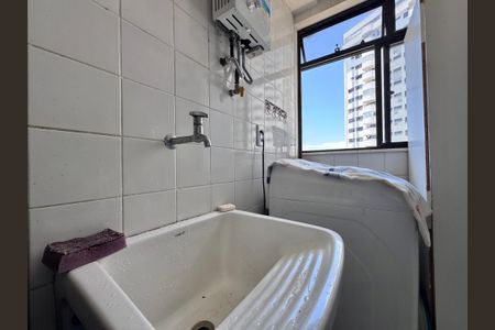 Apartamento à venda com 65m², 2 quartos e 1 vagaCozinha e Área de Serviço