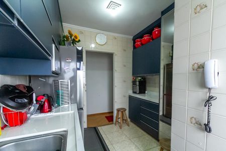Apartamento à venda com 99m², 2 quartos e 1 vaga Apartamento à venda com 99m², 2 quartos e 1 vagaCozinha