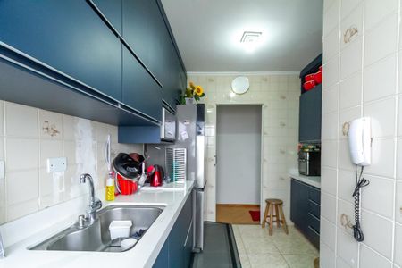 Apartamento à venda com 99m², 2 quartos e 1 vaga Apartamento à venda com 99m², 2 quartos e 1 vagaCozinha
