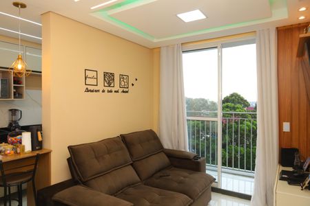 Sala  de apartamento para alugar com 2 quartos, 41m² em Cidade Líder, São Paulo