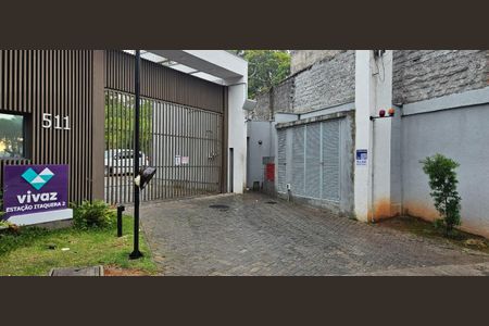 Apartamento para alugar com 41m², 2 quartos e 1 vagaPlaca instalada na fachada do condomínio - código da placa: YACP-1216