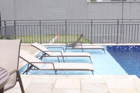Apartamento para alugar com 41m², 2 quartos e 1 vagaÁrea comum - Piscina