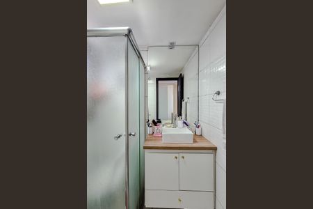 Apartamento à venda com 50m², 2 quartos e 1 vaga Apartamento à venda com 50m², 2 quartos e 1 vagaBanheiro