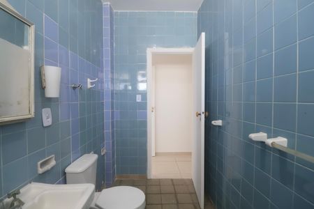Apartamento para alugar com 130m², 3 quartos e 2 vagasBanheiro Social