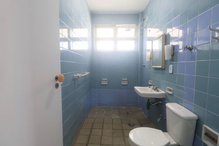 Apartamento para alugar com 130m², 3 quartos e 2 vagasBanheiro Social