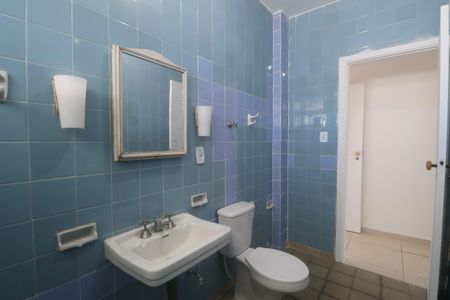 Apartamento para alugar com 130m², 3 quartos e 2 vagasBanheiro Social