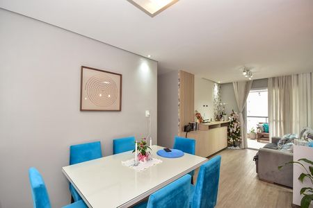 Apartamento à venda com 83m², 3 quartos e 2 vagasSala