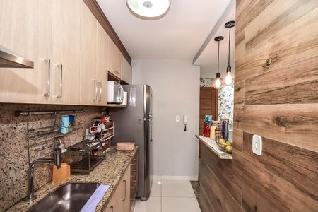 Apartamento à venda com 83m², 3 quartos e 2 vagasCozinha