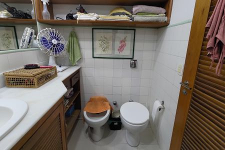 Apartamento à venda com 120m², 2 quartos e 1 vagaBanheiro da Suíte