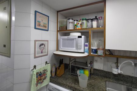 Apartamento à venda com 120m², 2 quartos e 1 vagaCozinha