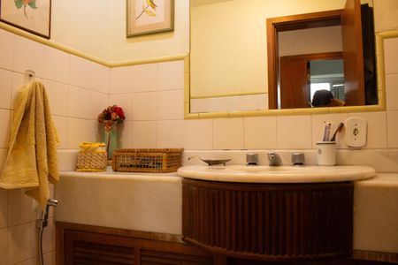 Apartamento à venda com 120m², 2 quartos e 1 vagaBanheiro 2