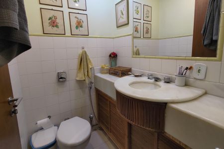 Apartamento à venda com 120m², 2 quartos e 1 vagaBanheiro 2