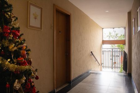 Apartamento à venda com 120m², 2 quartos e 1 vagaFachada e portaria