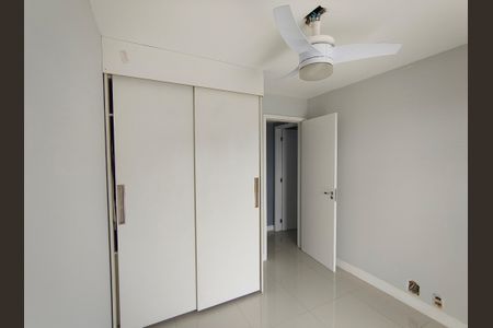 Apartamento à venda com 179m², 3 quartos e 2 vagas Apartamento à venda com 179m², 3 quartos e 2 vagasQuarto 1