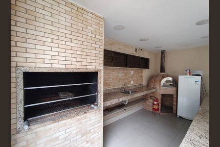 Apartamento à venda com 179m², 3 quartos e 2 vagas Apartamento à venda com 179m², 3 quartos e 2 vagasÁrea comum - Churrasqueira