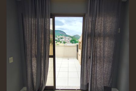 Apartamento à venda com 179m², 3 quartos e 2 vagas Apartamento à venda com 179m², 3 quartos e 2 vagasTerraço / Area Gourmet