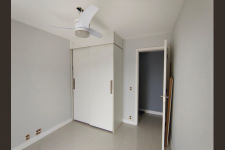 Apartamento à venda com 179m², 3 quartos e 2 vagas Apartamento à venda com 179m², 3 quartos e 2 vagasQuarto 1