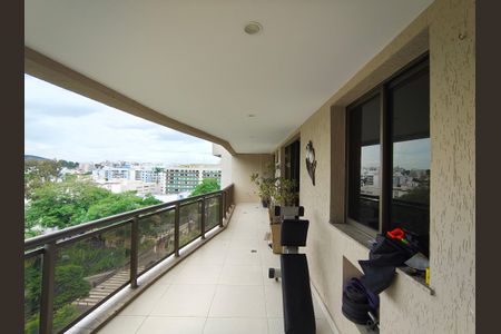 Apartamento à venda com 179m², 3 quartos e 2 vagas Apartamento à venda com 179m², 3 quartos e 2 vagasVaranda -Sala