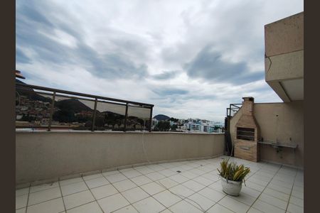 Apartamento à venda com 179m², 3 quartos e 2 vagas Apartamento à venda com 179m², 3 quartos e 2 vagasTerraço / Area Gourmet