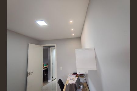 Apartamento à venda com 179m², 3 quartos e 2 vagas Apartamento à venda com 179m², 3 quartos e 2 vagasQuarto 3