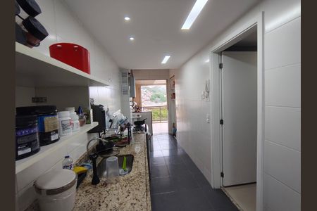 Apartamento à venda com 179m², 3 quartos e 2 vagas Apartamento à venda com 179m², 3 quartos e 2 vagasCozinha
