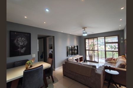 Apartamento à venda com 179m², 3 quartos e 2 vagas Apartamento à venda com 179m², 3 quartos e 2 vagasSala