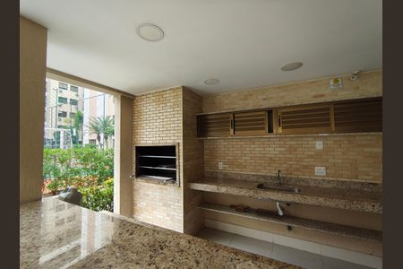 Apartamento à venda com 179m², 3 quartos e 2 vagas Apartamento à venda com 179m², 3 quartos e 2 vagasÁrea comum - Churrasqueira