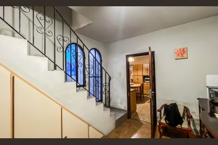 Casa à venda com 168m², 3 quartos e 2 vagasCorredor