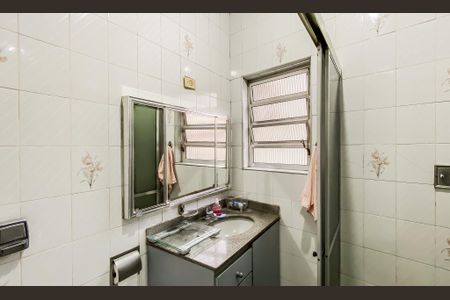 Casa à venda com 168m², 3 quartos e 2 vagasBanheiro da Suíte