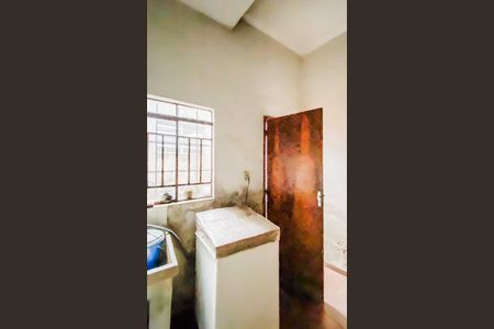 Casa à venda com 168m², 3 quartos e 2 vagasÁrea de Serviço