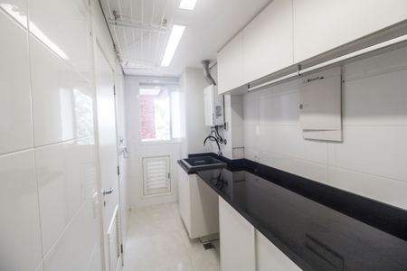 Apartamento à venda com 169m², 3 quartos e 3 vagas Apartamento à venda com 169m², 3 quartos e 3 vagasÁrea de Serviço