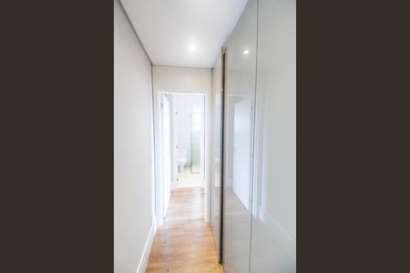 Apartamento à venda com 169m², 3 quartos e 3 vagas Apartamento à venda com 169m², 3 quartos e 3 vagasCorredor