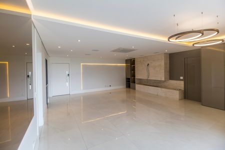 Sala  de apartamento à venda com 3 quartos, 169m² em Centro Empresarial Tamboré, Santana de Parnaíba