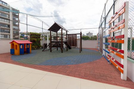 Apartamento para alugar com 120m², 3 quartos e 2 vagas Apartamento para alugar com 120m², 3 quartos e 2 vagasÁrea comum - Playground