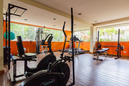 Apartamento para alugar com 120m², 3 quartos e 2 vagas Apartamento para alugar com 120m², 3 quartos e 2 vagasÁrea comum - Academia