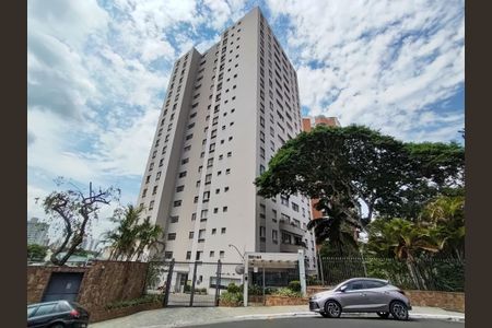 Apartamento para alugar com 120m², 3 quartos e 2 vagas Apartamento para alugar com 120m², 3 quartos e 2 vagasFachada