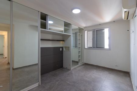 Apartamento para alugar com 120m², 3 quartos e 2 vagas Apartamento para alugar com 120m², 3 quartos e 2 vagasSuíte