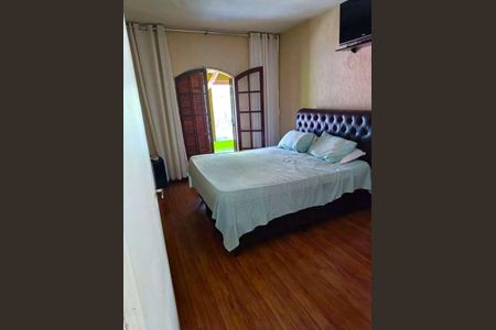 Casa à venda com 2 quartos, 209m² em Vila Alvinopolis, São Bernardo do Campo