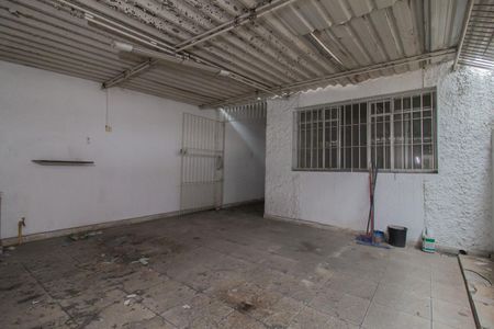 Casa para alugar com 30m², 3 quartos e 1 vagaGaragem