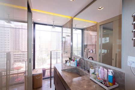 Apartamento para alugar com 105m², 2 quartos e 2 vagas Apartamento para alugar com 105m², 2 quartos e 2 vagasBanheiro da Suíte 2