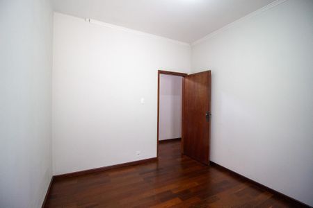 Casa para alugar com 500m², 5 quartos e 4 vagasQuarto 