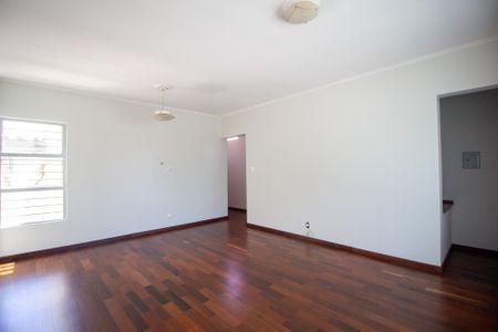 Casa para alugar com 500m², 5 quartos e 4 vagasSala (Casa 2)