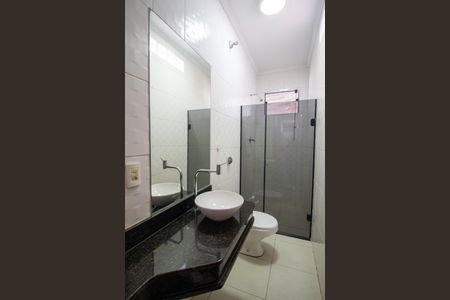 Casa para alugar com 500m², 5 quartos e 4 vagasBanheiro