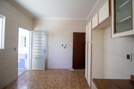 Casa para alugar com 500m², 5 quartos e 4 vagasCozinha